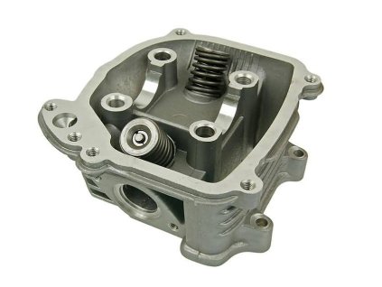 Hlava válce s odfukem včetně ventilů, GY6 125, 152