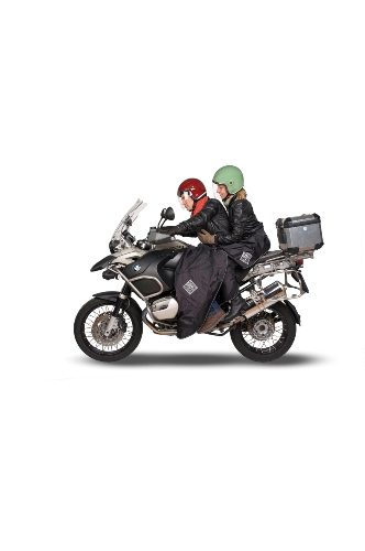 Deka Tucano Urbano Termoscud®, černá, univerzální pro spolujezdce na maxiskútry TUR092