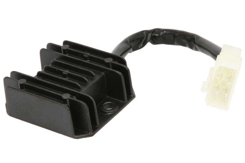 ST Regulátor napětí 5-pin s konektorem GY6 50-150ccm IP000590