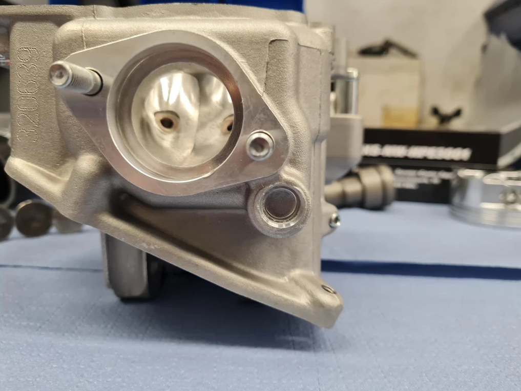 Hlava válce XTREME RACE, Vespa GTS, ​GTV 300ccm HPE (`18-) XT134325