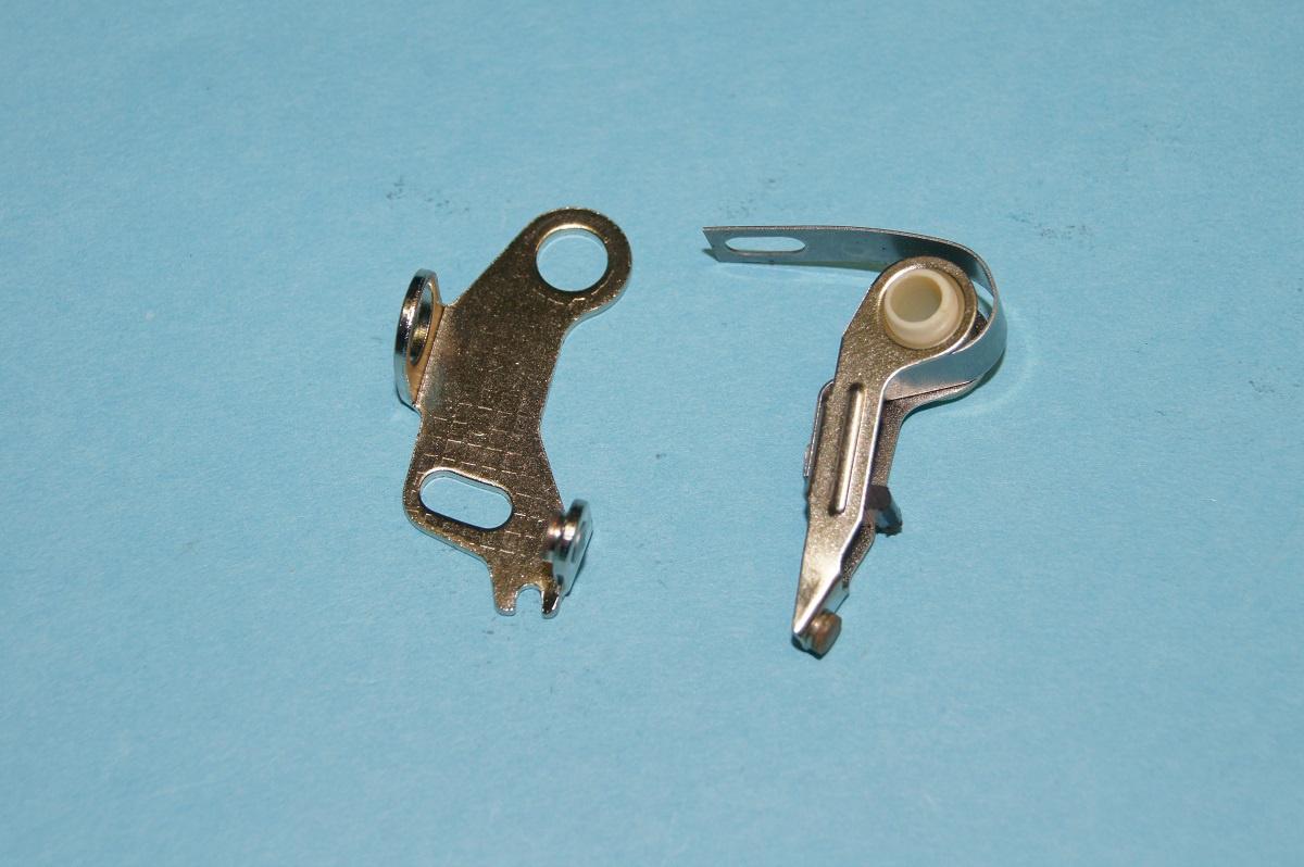 MOTOMAX, s.r.o. Kontakty přerušovače - sada (otvor na pružině)  *M