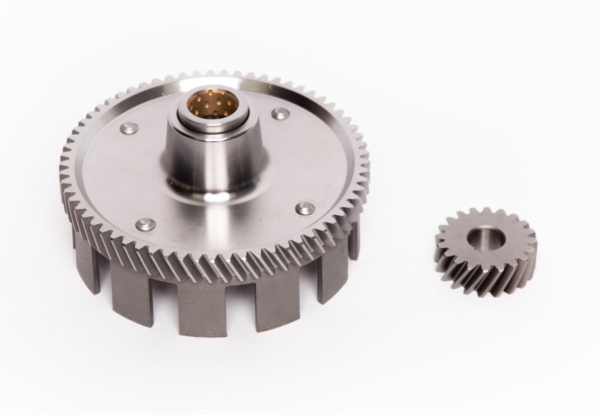 Ostatní Koš spojky 65z + pastorek 20z. SIMSON