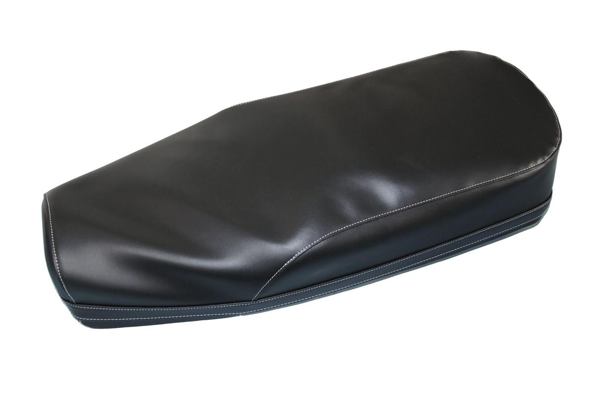 MOTOMAX, s.r.o. Potah sedla JAWA 50 - 23 Mustang černý - na spony (org. molitan)  *M