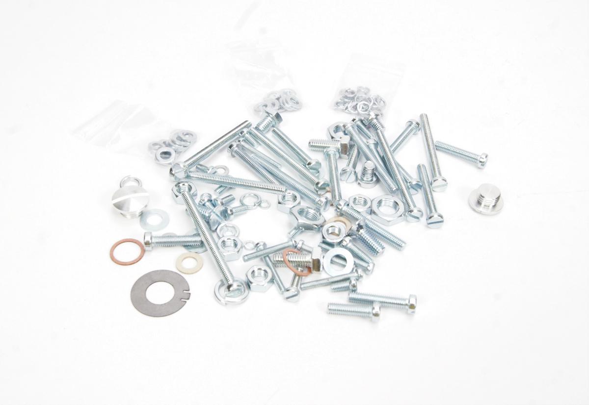 Diverse / Import Sada šroubů ČZ 125, 150 C