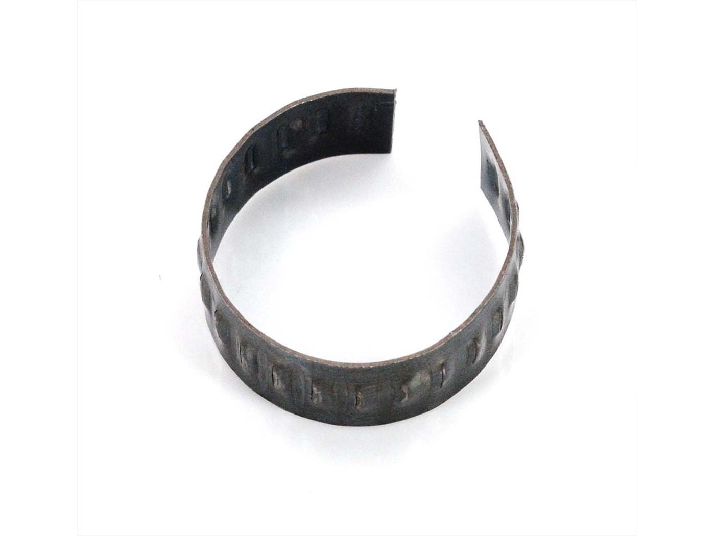 Diverse / Import Ložiskový kroužek EBR z pružinové oceli pro EBR, Puch Maxi MG00026269