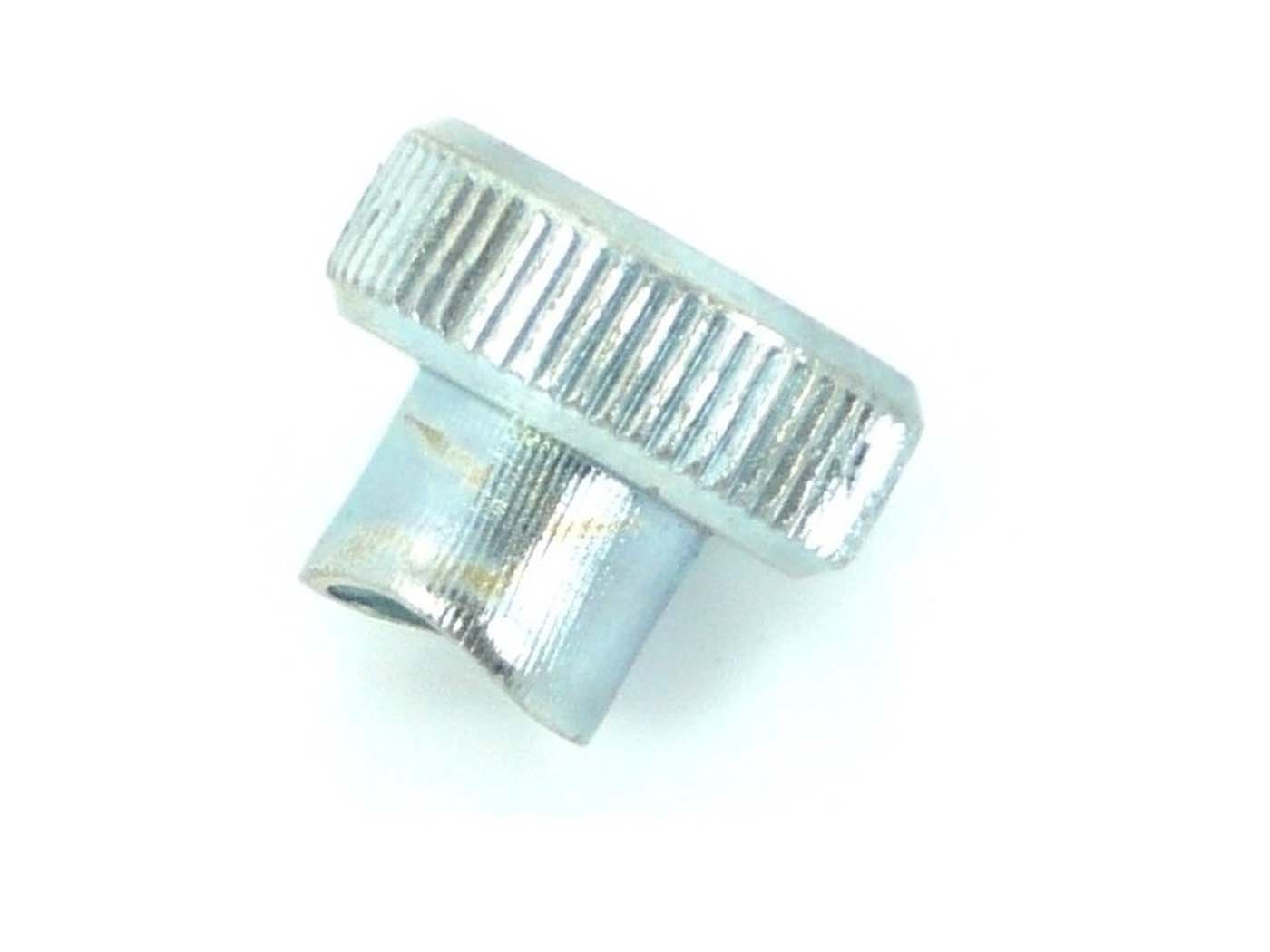 Vroubkovaná matice Pränafa kov stříbrná pro Zündapp CS, CX, Hai 25, 50, GTS C 50 Sport, KS 80, Hercules Prima, M, G3, GT, GX, K Ultra, RL, RE, RX, SX, RLC, MK 1, 2, 3, 4, Supra 4 GP, moped, mokick, M Bergsteiger R RS Super, Super Combinette, Sport… MG00003233