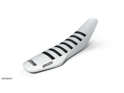 snap white black