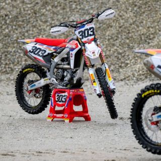 @fanticfactorymxgp Official Graphics Supplier 🔥 Your thoughts on the new design? #motocross #mxlife #mxgp