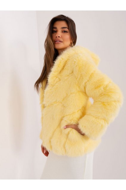 Kožešinový kabát do pasu žlutý