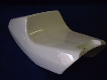 28018 yamaha fzr 750 rr ow 01 solo seat y011008