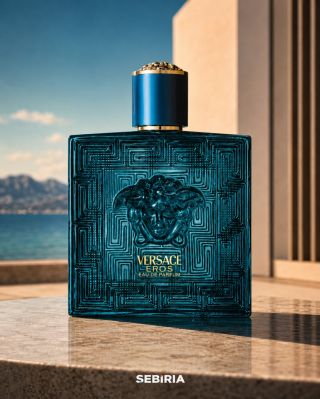 Niektoré večery si pýtajú viac než len dobrý dojem. Pýtajú si prítomnosť, ktorú cítiť. ✨ Versace Eros sa hodí na elegantnú...