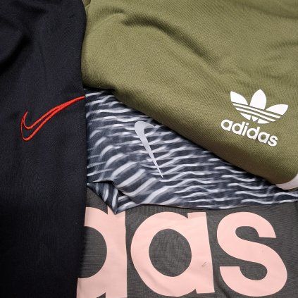 Dospělý ZNAČKOVÝ sport (Nike, Adidas..)