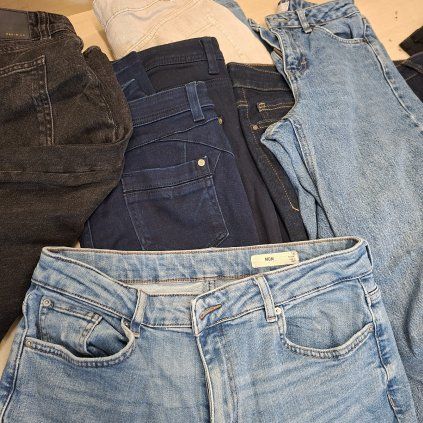 Dámské džíny, rifle mix střihů