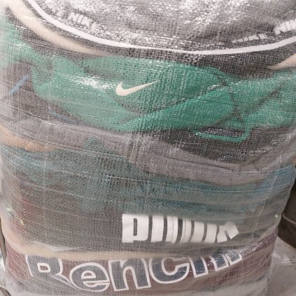 Sportovní mix (50% značkové Nike, Adidas, Puma)