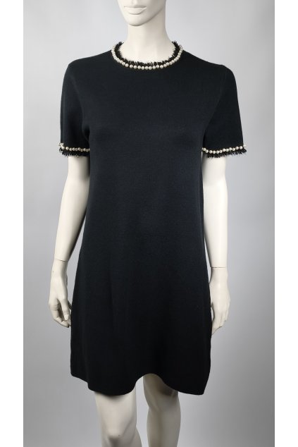 Čierne šaty s perlovým lemovaním od MAGLIFICIO S.L.