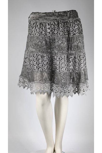 Šedá sukňa s čipkovanými detailmi