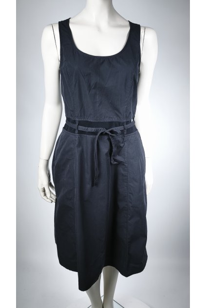 Elegantné čierne šaty KRIZIA s opaskom