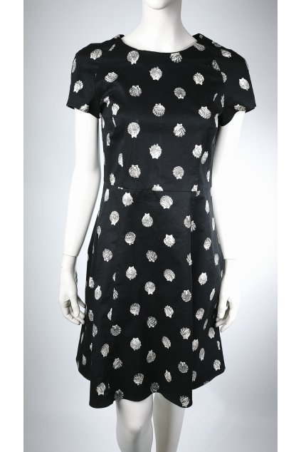 Čierne šaty s potlačou od MAX & CO