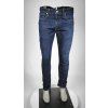 Modré džínsy LEVIS model 512 na figuríne