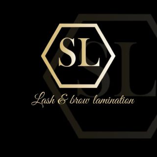 Pod vedením Zuzky absolvovala Adélka kurz Lash&brow liftingu, který zvládla naprosto na jedničku 😍 přejeme mnoho...