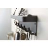 Věšák na klíče s poličkou Yamazaki Smart 2755 | černý
