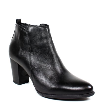 31939 1 kozena clenkova obuv