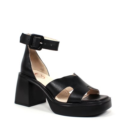 38446 1 sandale na hrubom opatku