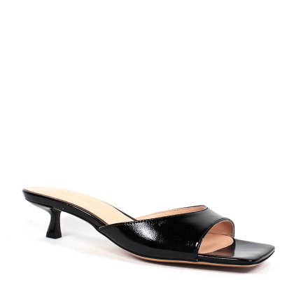 38740 2 elegantne slapky
