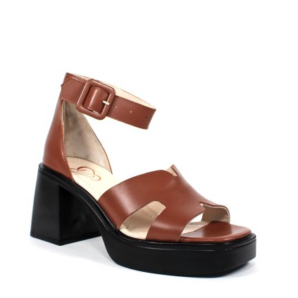 38755 1 sandale na hrubom opatku