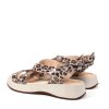 39100 6 sandale s leopardim vzorom