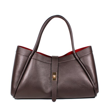 Priestranná kožená kabelka