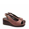 Semišové sandále Secretshoes