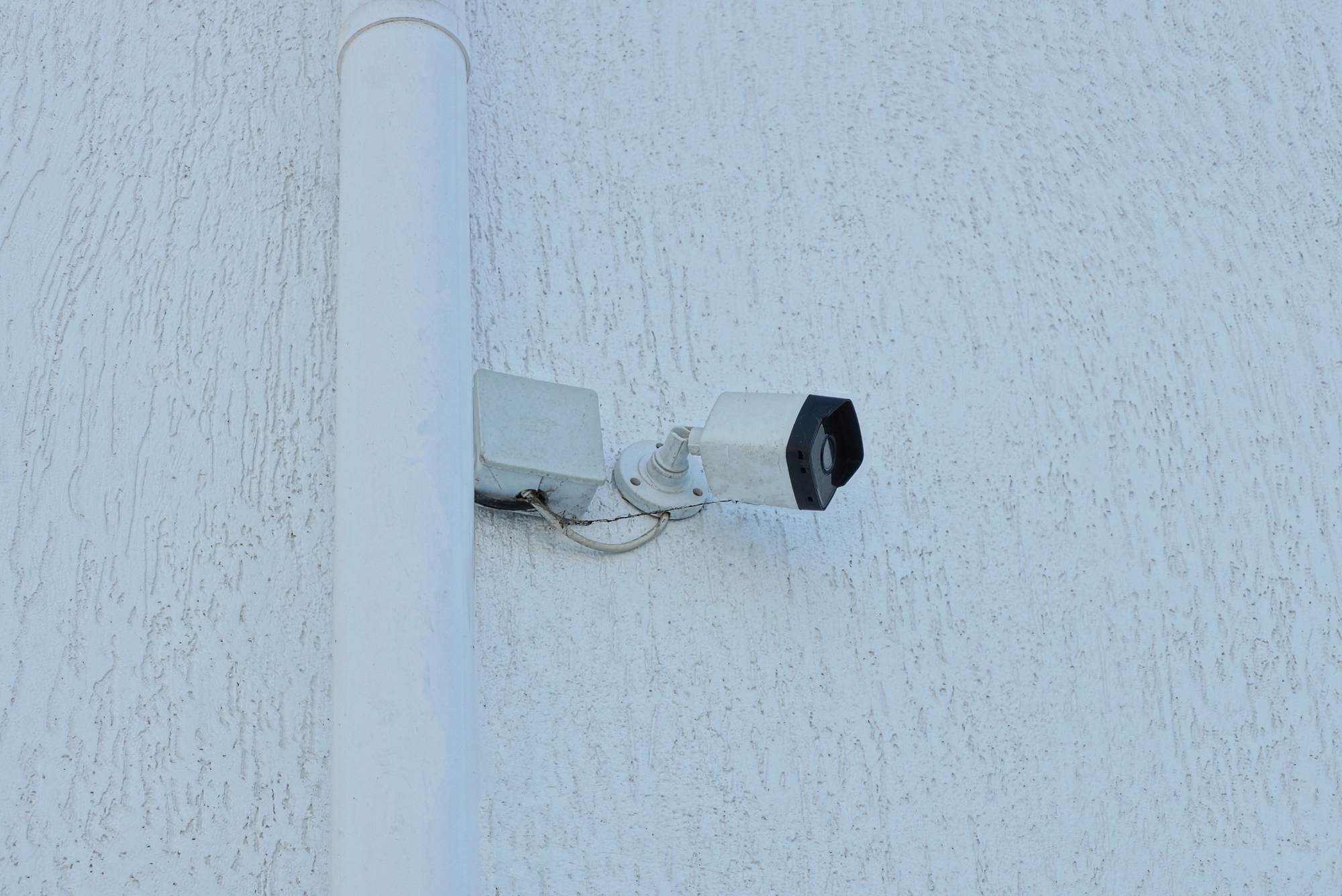 Ako správne realizovať kabeláž na bezpečnostné (CCTV) systémy (alarm, kamerové systémy)