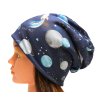 ZIMNÍ ČEPICE HOMELESS (s přepadem) + NÁKRČNÍK - VESMÍR - fleecová tmavě modrá podšívka
