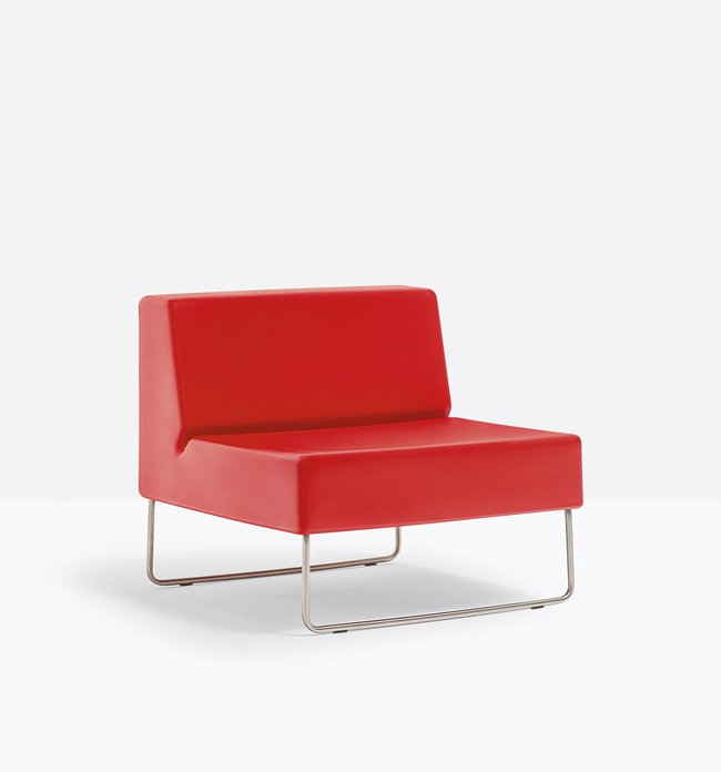 HOST LOUNGE 790