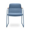 calunene kreslo s drevenymi podruckami FLEXI LOUNGE FL M Q BRD LD seating SEDOOZ hotelove kreslo kreslo na recepciu kancelarske lounge kreslo (3)
