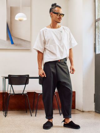 Japonskem inspirovaný střih oblíbených kalhot Hakama, nově dostal i japonský materiál. Dlouho jsme o něčem takovém snily a...