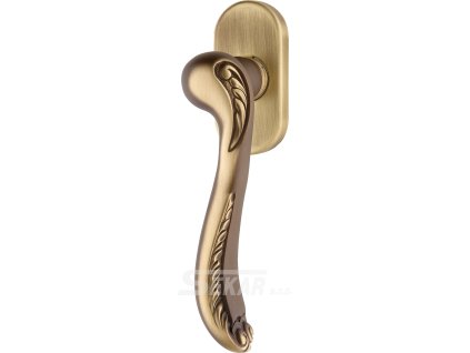 cat lady dk pm 1390 1