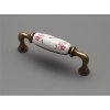 Porcelánová úchytka, úchytka s porcelánem, keramická úchytka 128mm bílá s dekorací Pomněnky rozházené růžové 15136K09653.09 staromosaz