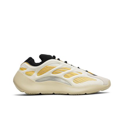 Yeezy 700 V3 'Safflower'
