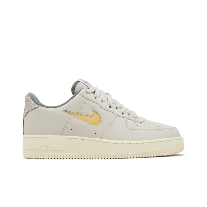 Air Force 1 '07 LX 'Light Bone'