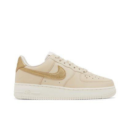 Nike Wmns Air Force 1 '07 Essential 'Sanddrift Gold'