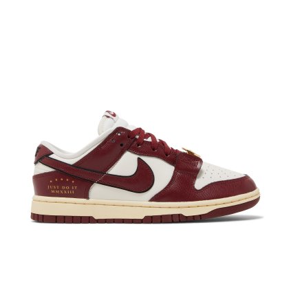 Nike Wmns Dunk Low SE 'Sisterhood - Team Red'