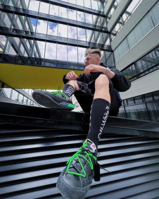 Nike x Off White Blazer Low ‘Black Electro Green’ 🔋@daniel_pasek ~ u nás na objednávku ve všech velikostech💬