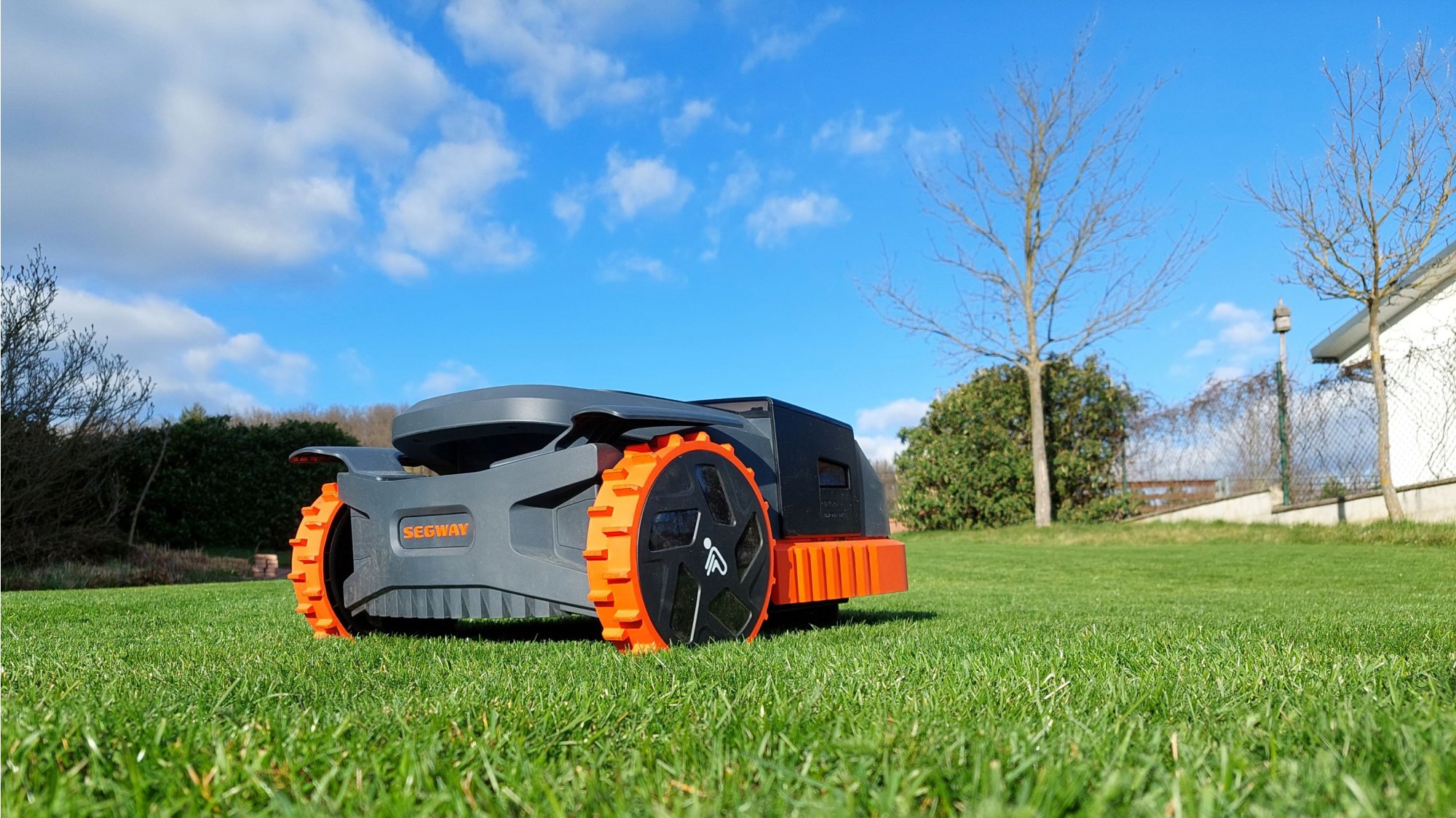 Segway Navimow: Robotická sekačka, která konečně dává smysl