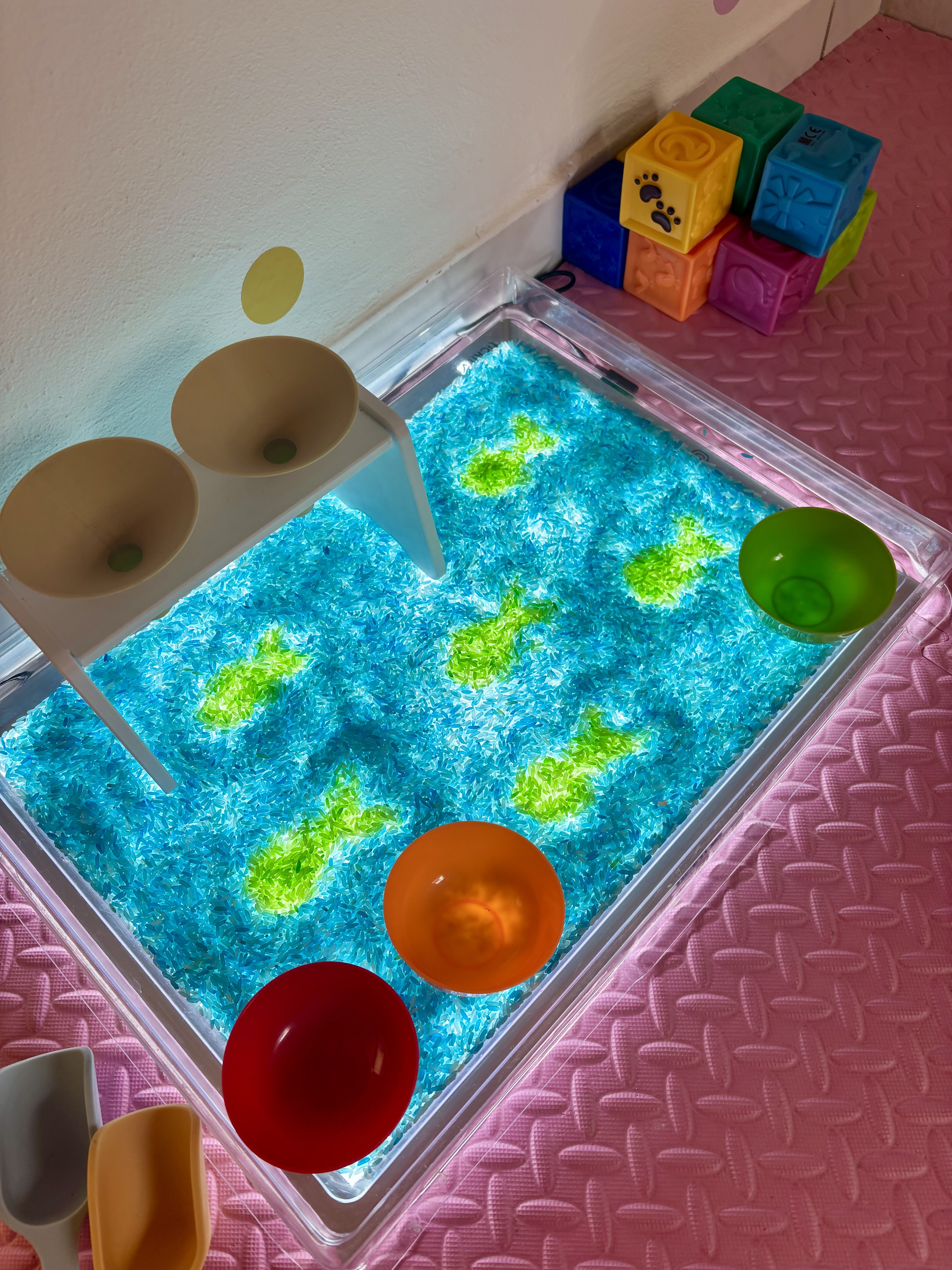 Smyslové stanoviště pro miminka