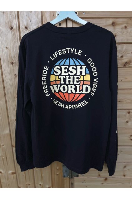 6 WhatsApp Image 2025 12 11 at 03