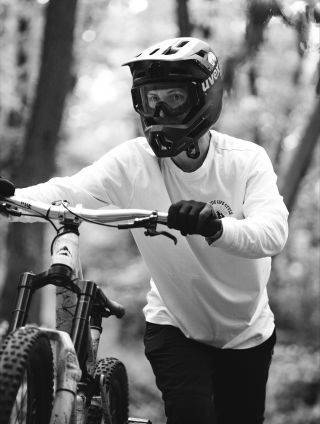 Phone clips and bts from the PLAY filming. Full video link in my BIO 🫶 . @merida.bikes @seshbyondraslez