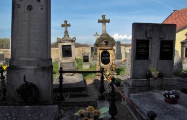 10. Nenápadný půvab funerální turistiky
