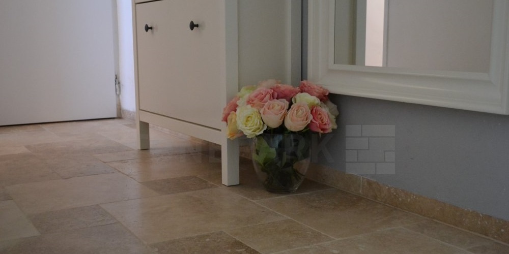 Stylové obklady a dlažby do předsíně a chodby